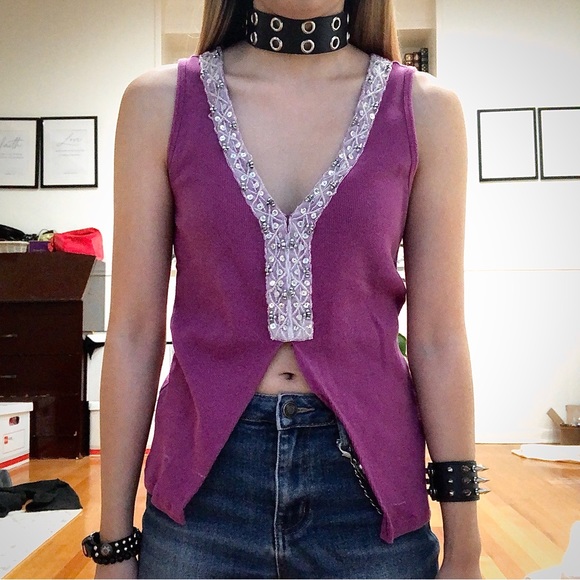 Y2K sequined magenta v-neck - Picture 3 of 5